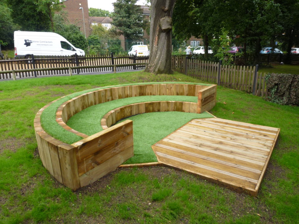 amphitheatre seating