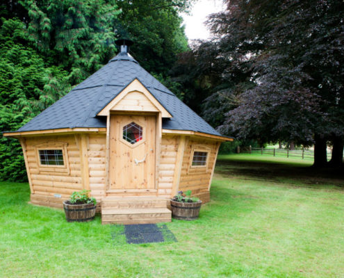17m BBQ Cabin